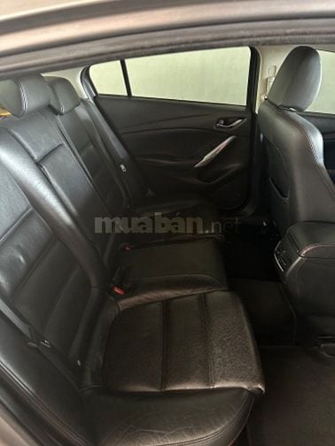 Bán Mazda6 xe còn tốt do không còn nhu cầu chạy