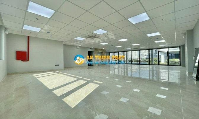 Góc 2mt hxh ngay 163 Tô Hiến Thành,DT:5x18m,kc:4T hđt 35tr giá 15 tỷ