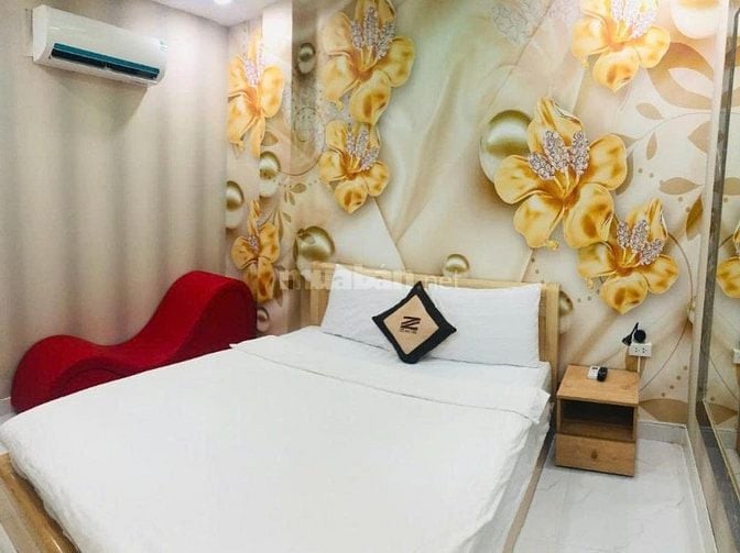 Bán Khách Sạn Đường Lê Thị Riêng - Nguyễn Trãi, Bến Thành, Quận 1, 20P