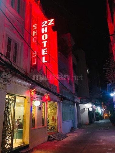 Bán Khách Sạn Đường Lê Thị Riêng - Nguyễn Trãi, Bến Thành, Quận 1, 20P