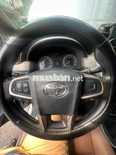Toyota Innova 2017 2.0E - 120000 km