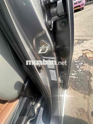 Toyota Innova 2017 2.0E - 120000 km