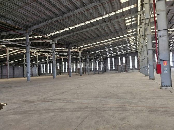 Cho Thuê kho Xưởng mới Cụm CN Cần Đước, Long An , DT:3.000m2 – 5.000m2