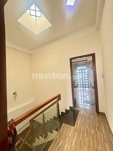 NHÀ LÂM THỊ HỐ - HẺM 7M - NHÀ MỚI SANG TRỌNG - GIÁ 5.95 TỶ