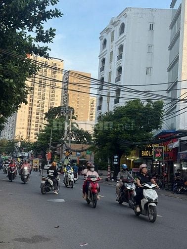 Bán đất góc 2 mặt tiền Nguyễn Xí, Bình Thạnh: 20 x 55, giá 225 tỷ