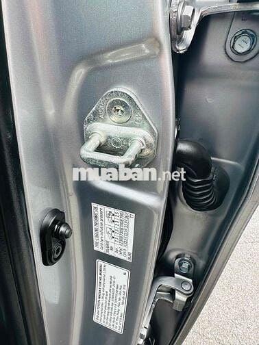 Toyota Innova 2.0E MT sx 2018