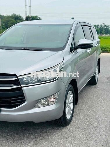 Toyota Innova 2.0E MT sx 2018