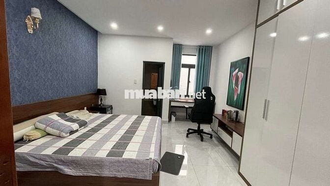Cho thuê nhà 4 tầng full nội thất, chỉ cần xách valy vào ở