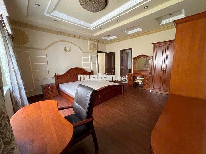 CHO THUÊ BIỆT THỰ PHÚ MỸ HƯNG, 11x18M, Trệt 2 Lầu 70tr/thương lượng