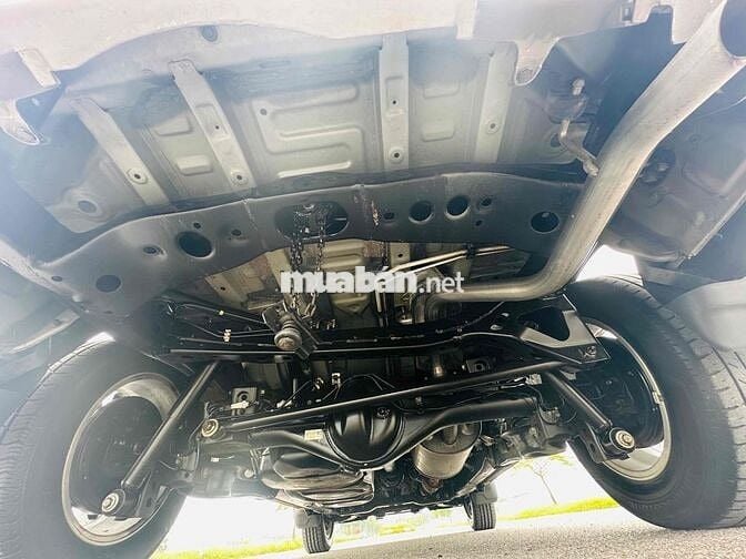 Toyota Innova 2.0E MT sx 2018