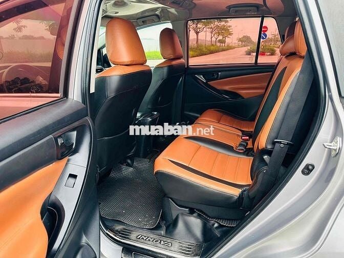 Toyota Innova 2.0E MT sx 2018