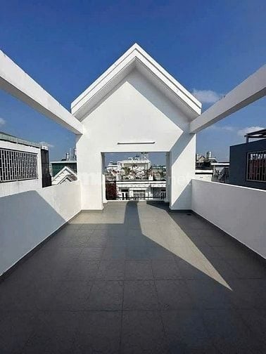 Bán nhà mới xây Đào Tông Nguyên Nhà Bè – 1 trệt 3 lầu sân thượng –