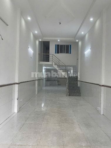 Bán nhà mặt tiền Nguyễn Văn Bứa Hóc Môn, 4x23m, 2tầng, trệt trống suốt