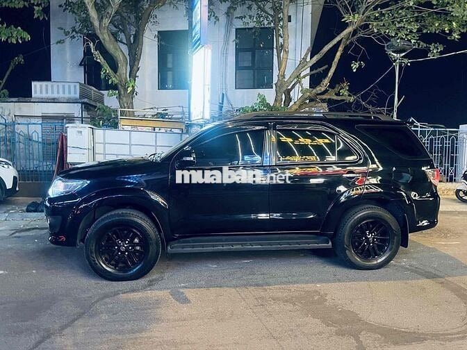 Toyota Fortuner 2014 2.7V 4x4 AT - 100000 km