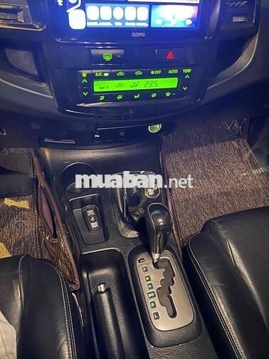 Toyota Fortuner 2014 2.7V 4x4 AT - 100000 km