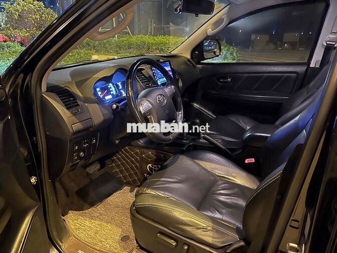 Toyota Fortuner 2014 2.7V 4x4 AT - 100000 km