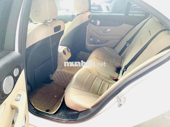 Mercedes Benz C Class 2018 C200 loa bum bao check
