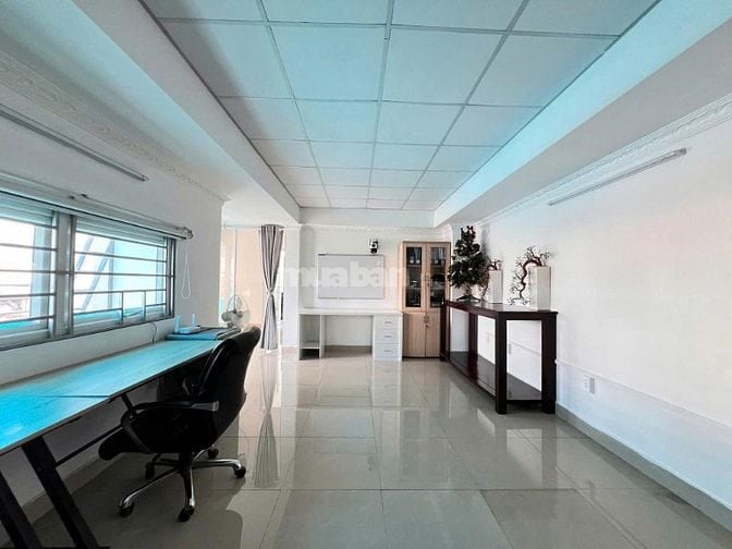 Cho thuê biệt thự 123A Hồng Hà, Phường 9, Quận Phú Nhuận 