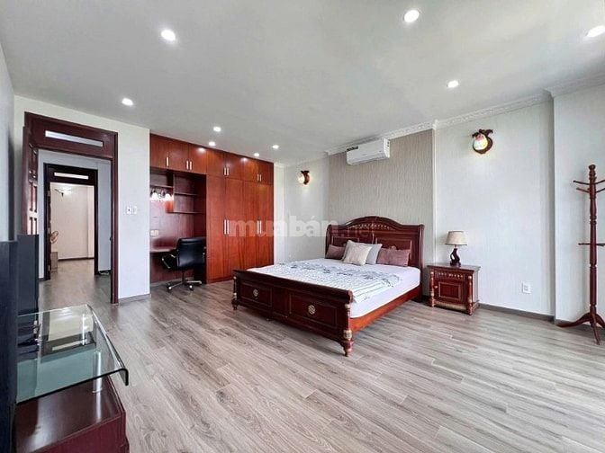 Cho thuê biệt thự 123A Hồng Hà, Phường 9, Quận Phú Nhuận 