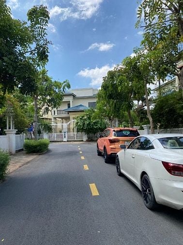 Bán biệt thự nhà thô  Vườn Lài An Phú Đông 