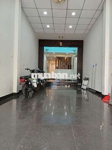 Cho thuê nhà MTKD trung tâm quận 11 giá 40 triệu