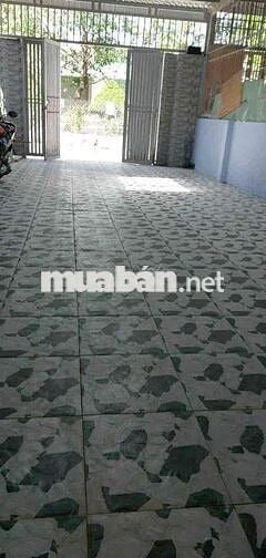 Nhà 100m2 1trệt 1lầu 3pn 2wc sân để xe hơi 8.5triệu