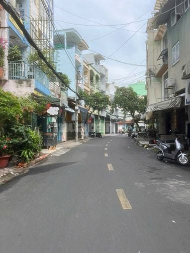 Chỉ 8.5 tỷ sở hữu ngay nhà MT Công Chúa Ngọc Hân P. Phú Thọ
