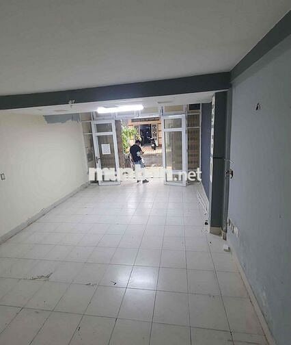 Nhà Ngay Khu Cư Xá Bình Thới , Quận 11 dt:4,5m x16m, 4PN 3WC