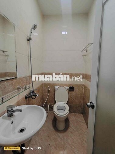 Nhà 52m2 1trệt 2lầu 4pn 3wc gần ĐH Luật 12triệu