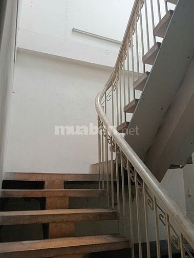 Nhà cho thuê nguyên căn mặt tiền số 75 Trường Chinh, P 12, Tân Bình