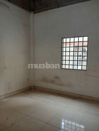 Nhà cho thuê nguyên căn mặt tiền số 75 Trường Chinh, P 12, Tân Bình