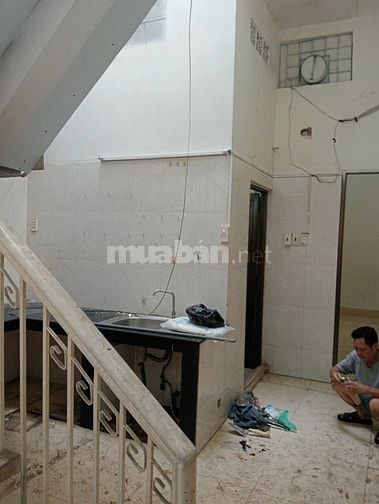Nhà cho thuê nguyên căn mặt tiền số 75 Trường Chinh, P 12, Tân Bình