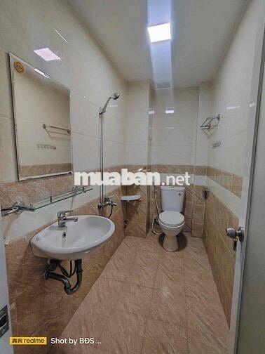 Nhà 52m2 1trệt 2lầu 4pn 3wc gần ĐH Luật 12triệu
