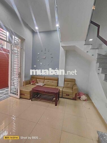 Nhà 52m2 1trệt 2lầu 4pn 3wc gần ĐH Luật 12triệu