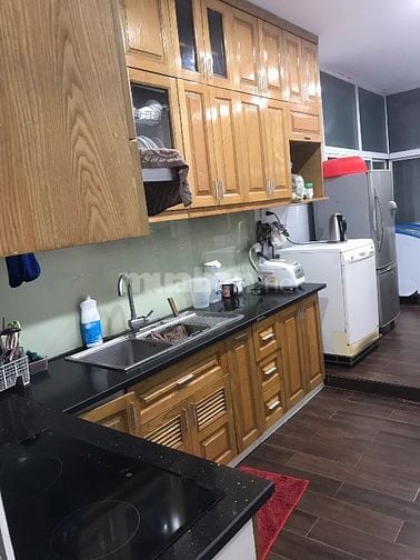 Cho thuê căn hộ 3 phòng ngủ phố Ngô Tất Tố