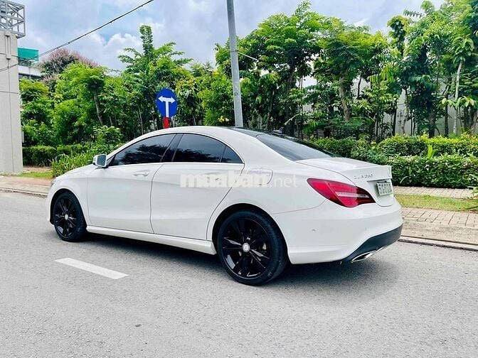 Cần bán Mer CLA 200 model 2017 xe rất đẹp
