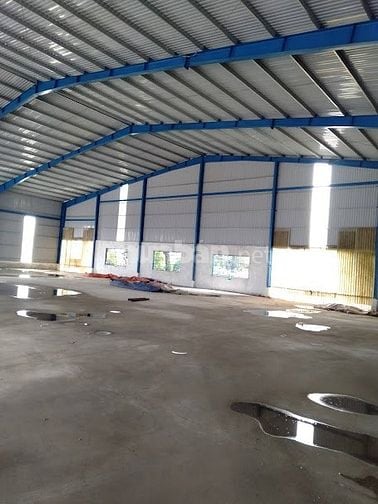 Kho xưởng cho thuê mặt tiền đường Quốc Lộ 1A , Quận 12 , DT: 1,000m2