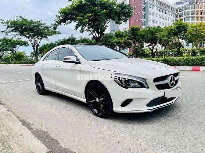 Cần bán Mer CLA 200 model 2017 xe rất đẹp