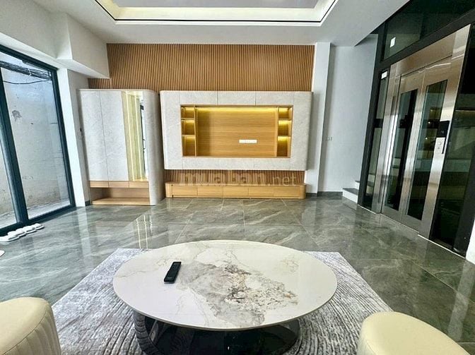 BÁN NHÀ 5 TẦNG DIỆN TÍCH 65M2  KHU PHỐ ÂU CƠ,TÂY HỒ,HÀ NỘI