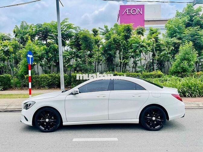 Cần bán Mer CLA 200 model 2017 xe rất đẹp