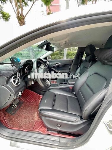 Cần bán Mer CLA 200 model 2017 xe rất đẹp