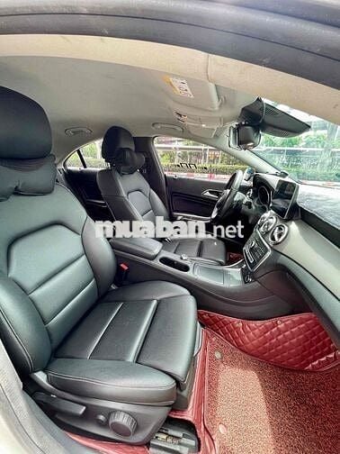 Cần bán Mer CLA 200 model 2017 xe rất đẹp