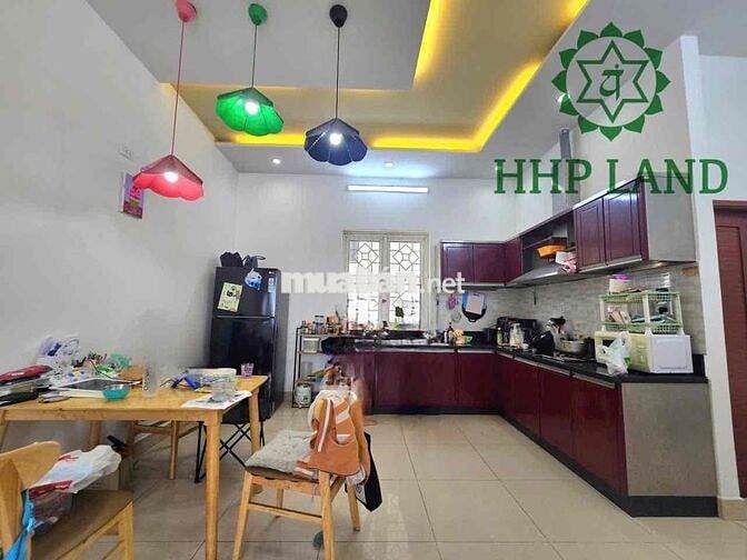 Cho thuê nhà đẹp 1T2L p. Trung Dũng, hẻm oto thông
