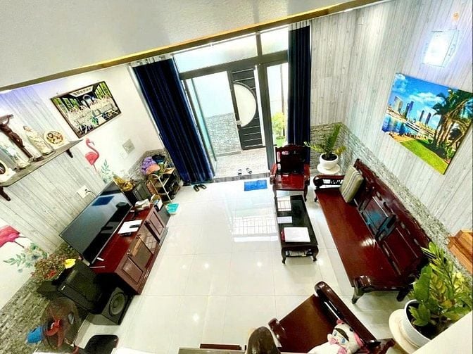 Xuất ngoại bán nhanh nhà ngang 8x14m. hẻm 506 3 tháng 2 quận 10