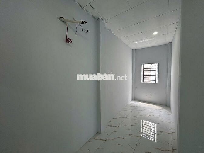 Nhà ở 56 m2, 3 phòng ngủ có WC riêng biệt, đường Lưu Hữu Phước, Q.8