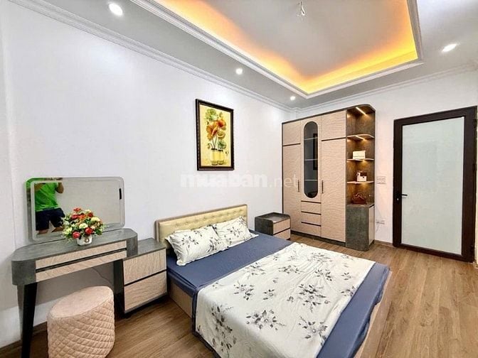 HƠN 10 TỶ NHÀ MỚI MINH KHAI 51M2 NGÕ Ô TÔ THANG MÁY 