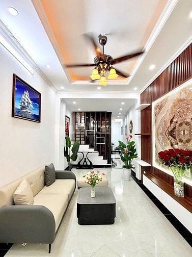 HƠN 10 TỶ NHÀ MỚI MINH KHAI 51M2 NGÕ Ô TÔ THANG MÁY 
