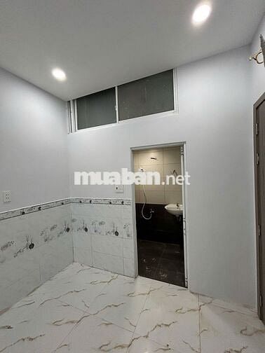 Nhà ở 56 m2, 3 phòng ngủ có WC riêng biệt, đường Lưu Hữu Phước, Q.8