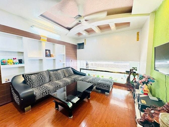 Chính chủ cần ra nhà gấp đường Phan Huy Ích, Gò Vấp, giá 3tỷ1
