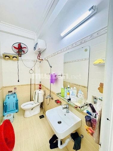 Chính chủ cần ra nhà gấp đường Phan Huy Ích, Gò Vấp, giá 3tỷ1